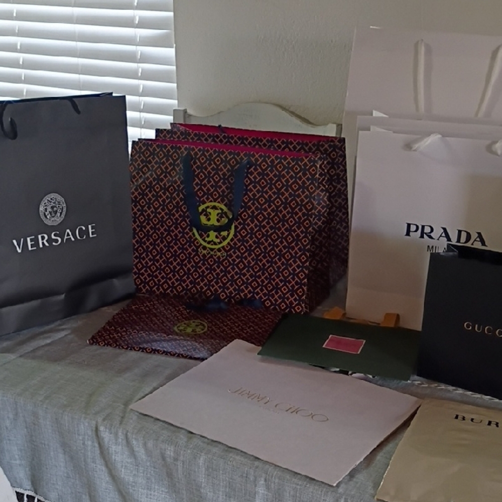 Luxury Branded Bundle Designer Paper Shopping Bags - Picture 8 of 12
